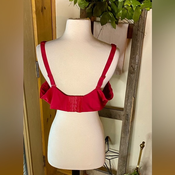 🌸Cacique Unlined Underwire Red Bra🌸 - Picture 2 of 9